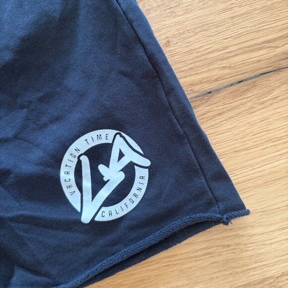 H&M BOYS SHORTS - Picture 3 of 5